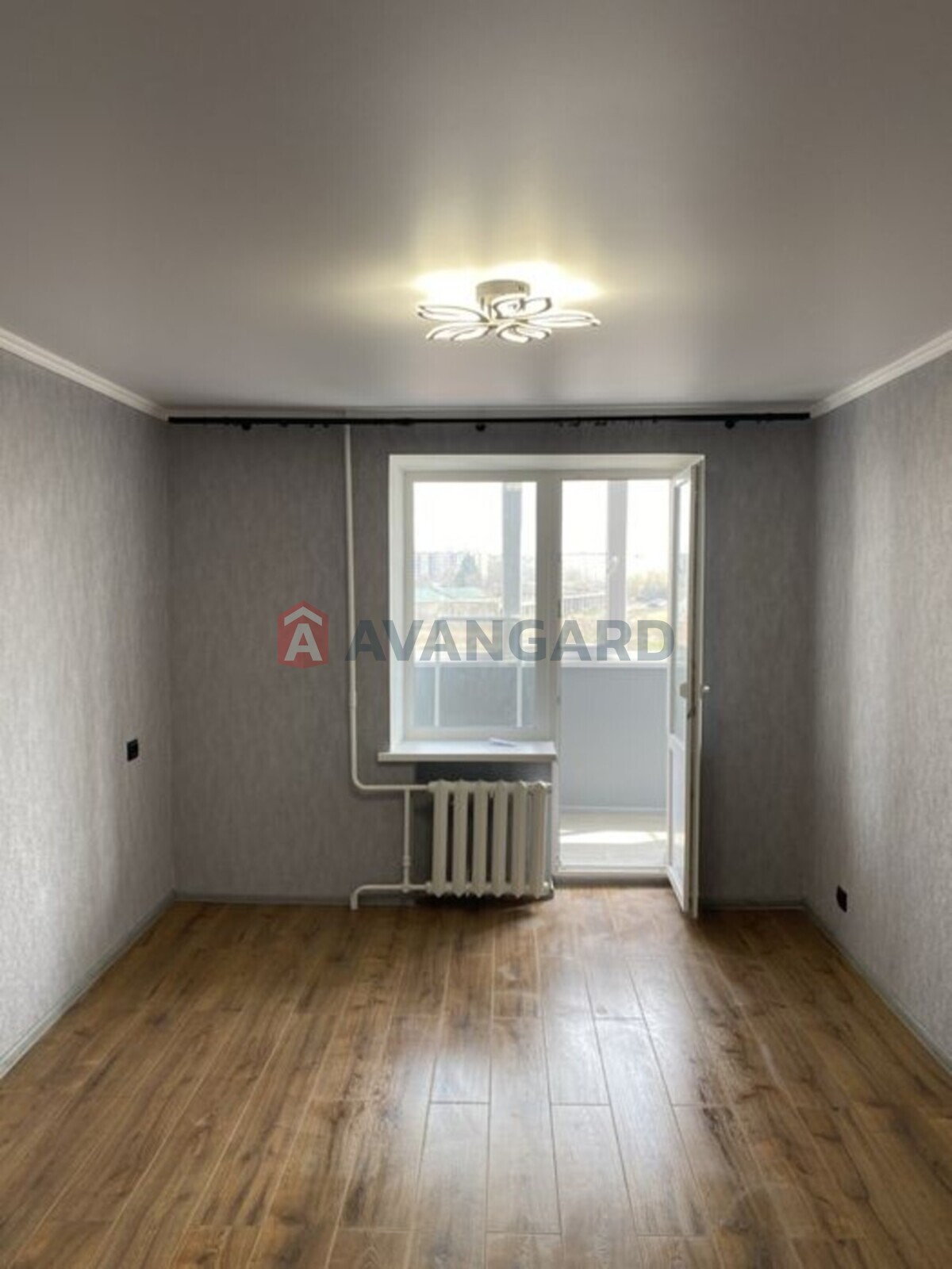 2 ��. ��������, 45/-/8 ��. �., 8/9 ������ ���� 12