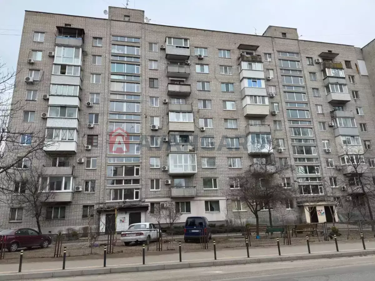 3 ��. ��������, 68/-/10 ��. �., 3/9 ������ ���� 12