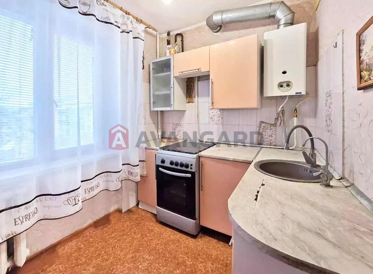 3 ��. ��������, 60/44/5 ��. �., 4/5 ������ ���� 1