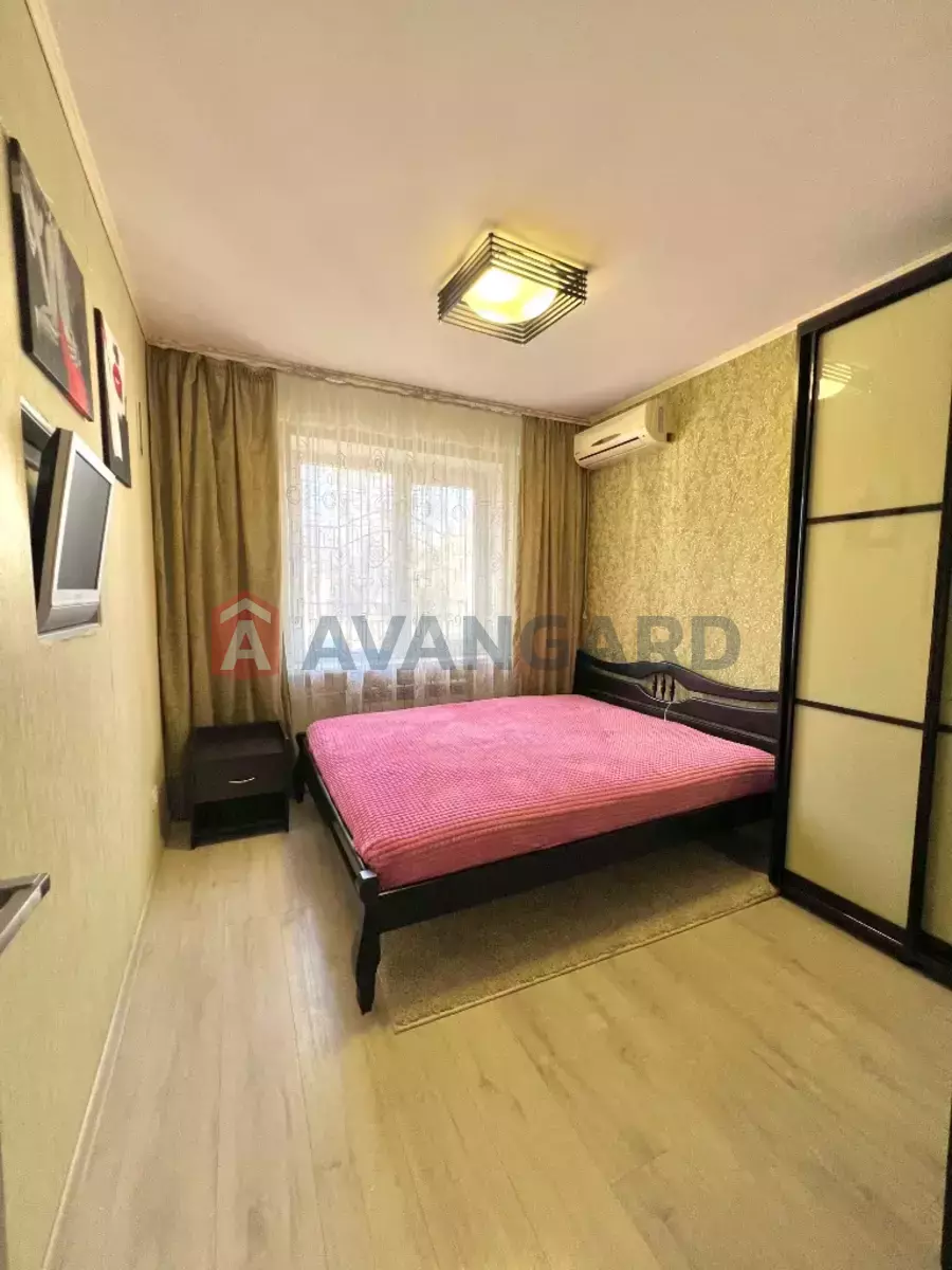 3 ��. ��������, 65/-/- ��. �., 1/9 ������ ���� 3