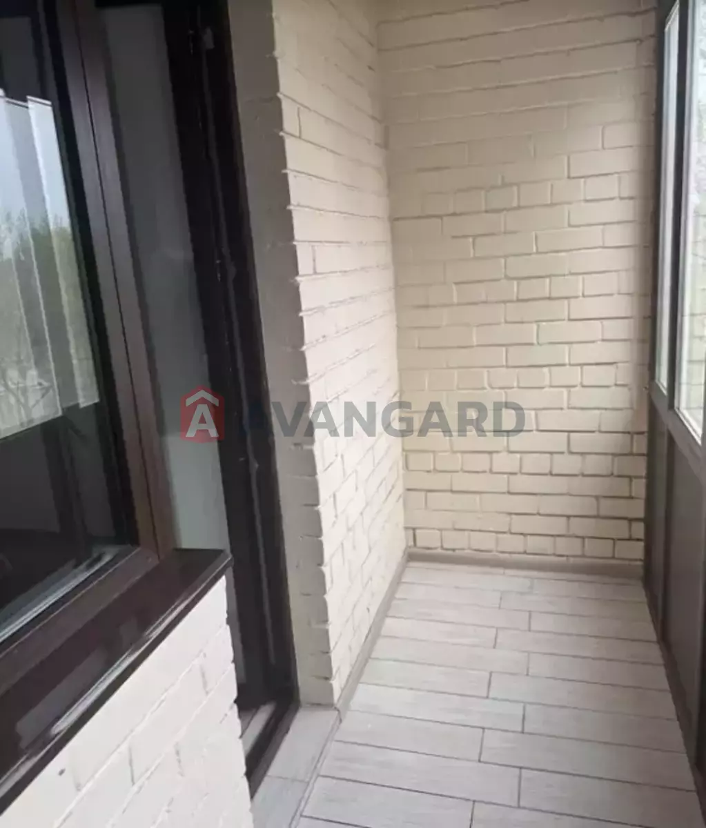 1 ��. ��������, 38/-/8 ��. �., 5/10 ������ ���� 2