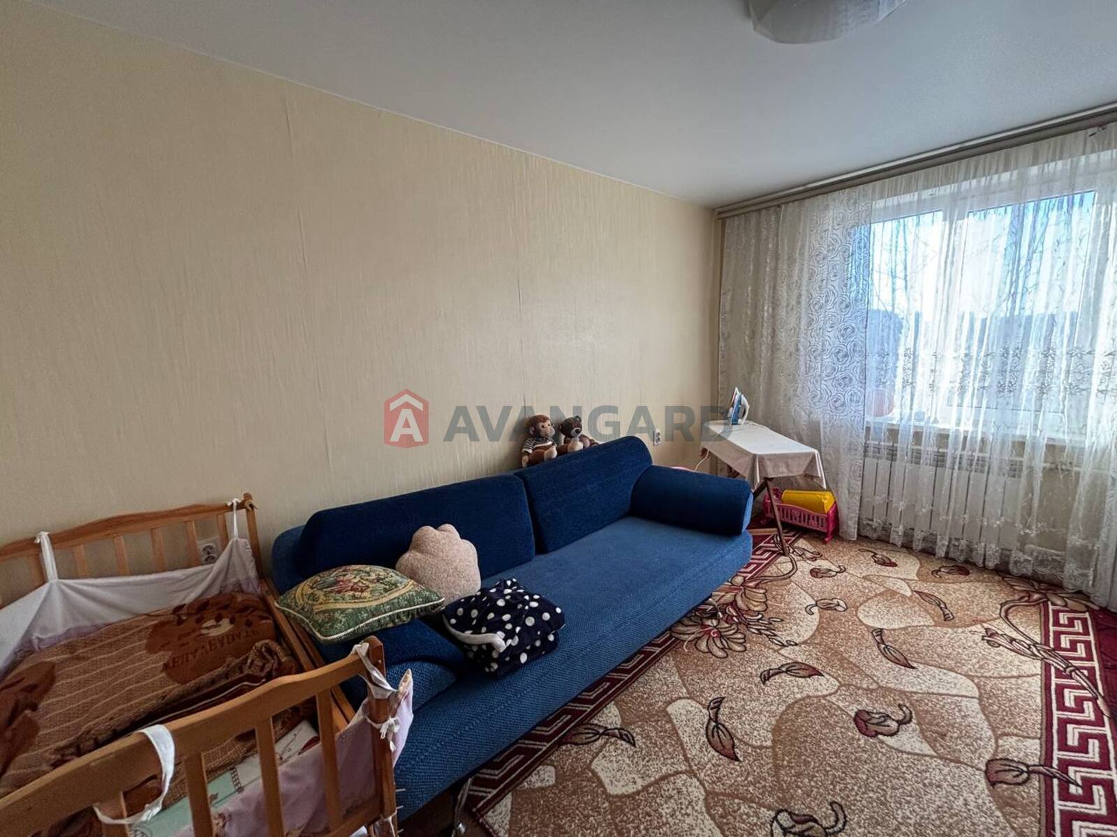 3 ��. ��������, 72/-/9 ��. �., 7/9 ������ ���� 15