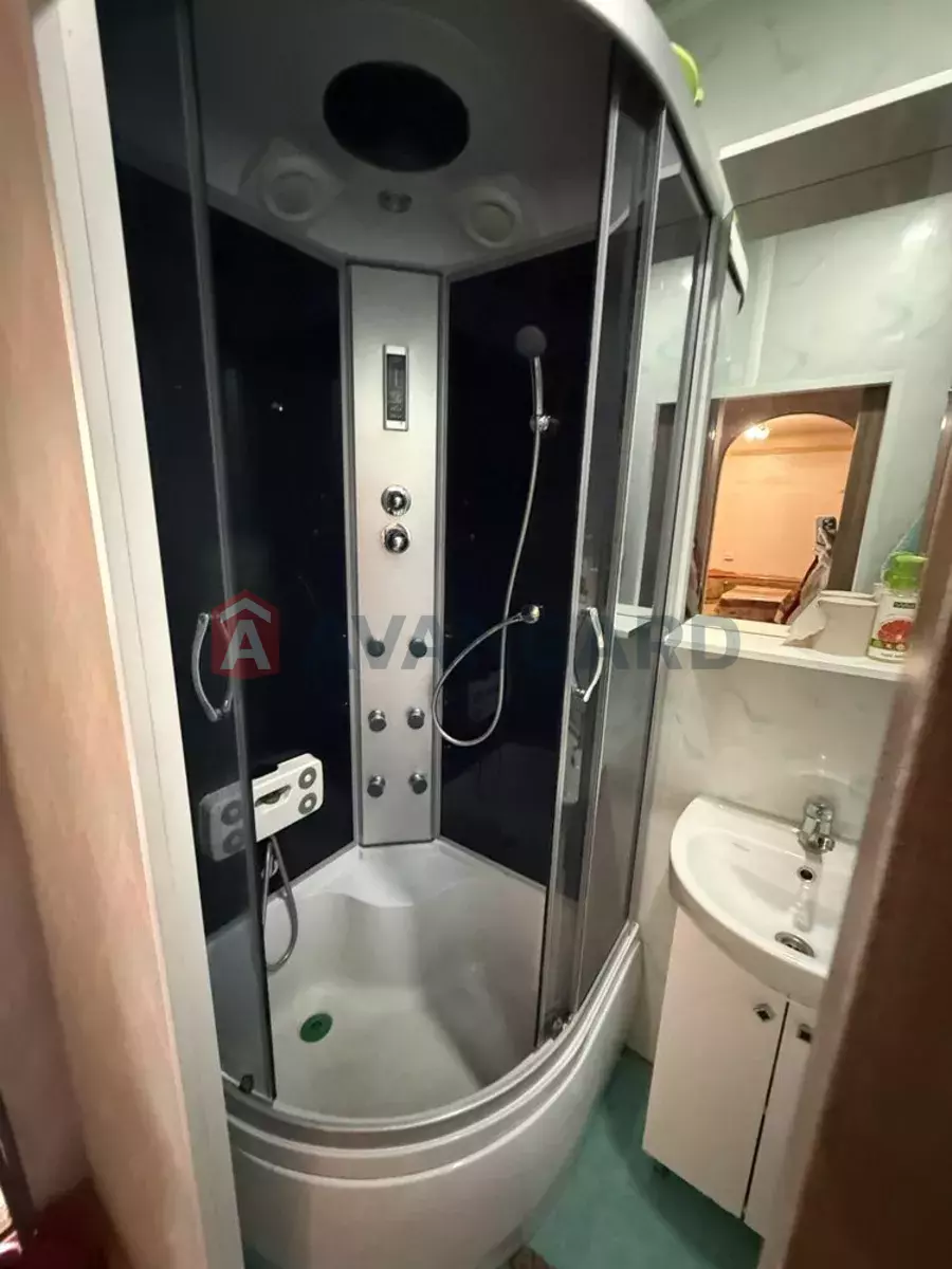 2 ��. ��������, 33/-/6 ��. �., 3/5 ������ ���� 13