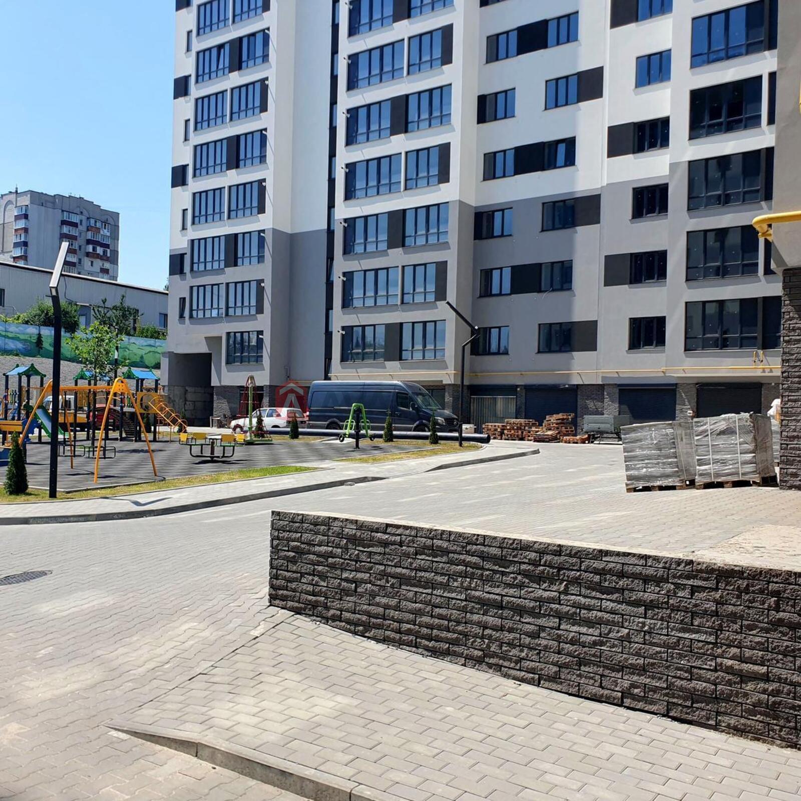 1 ��. ��������, 54/23/30 ��. �., 6/10 ������ ���� 19