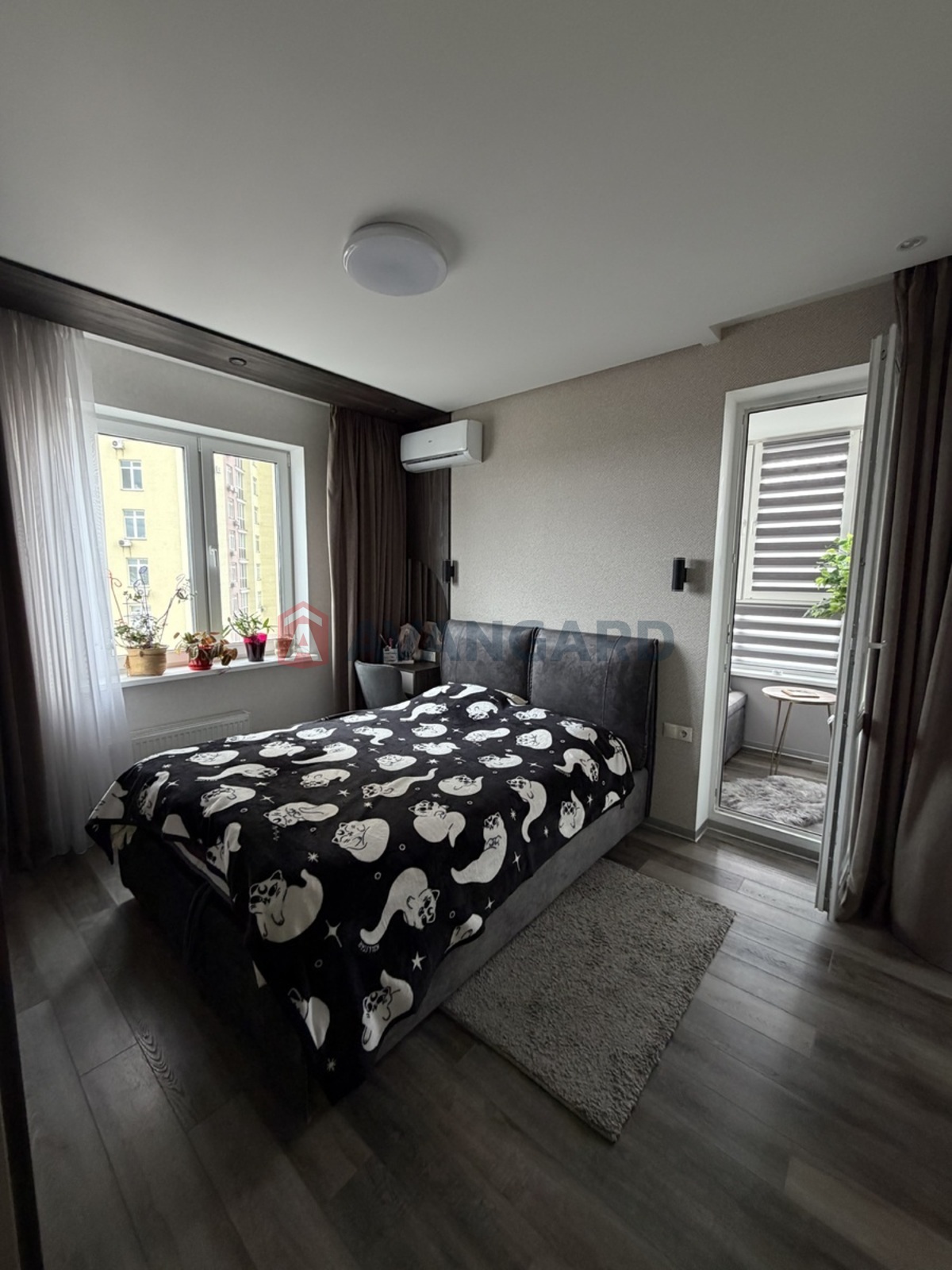 2 ��. ��������, 67/51/11 ��. �., 11/26 ������ ���� 10