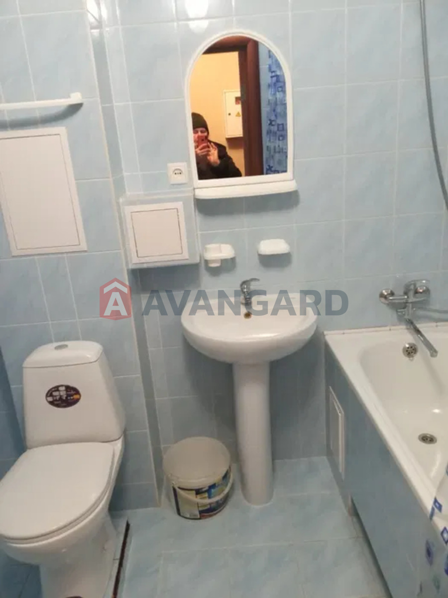 2 ����. ��������, 42/-/5 ��. �., 3/5 ���� ���� 4