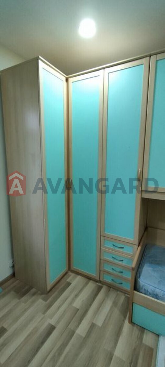 3 ����. ��������, 76/-/12 ��. �., 3/5 ���� ���� 18