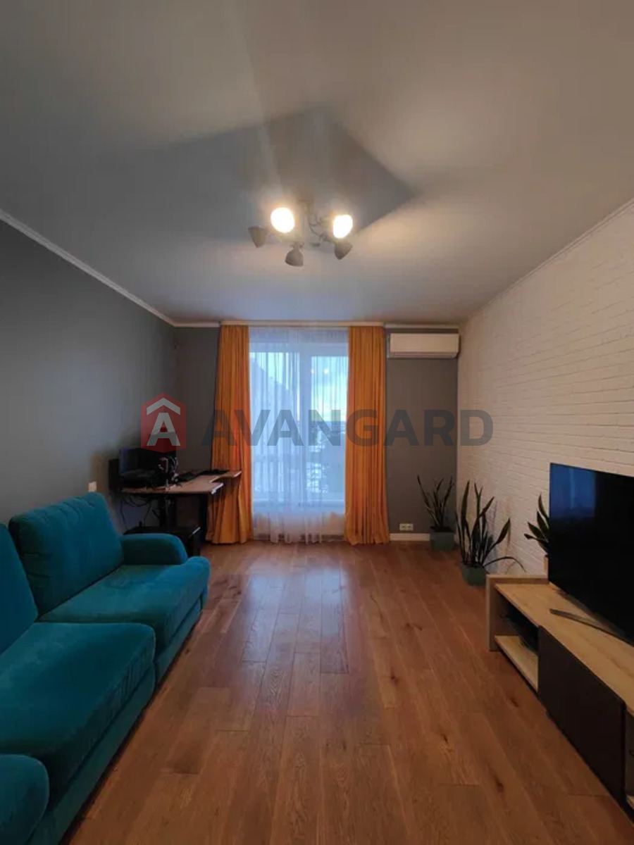 2 ��. ��������, 67/-/11 ��. �., 9/11 ������ ���� 9