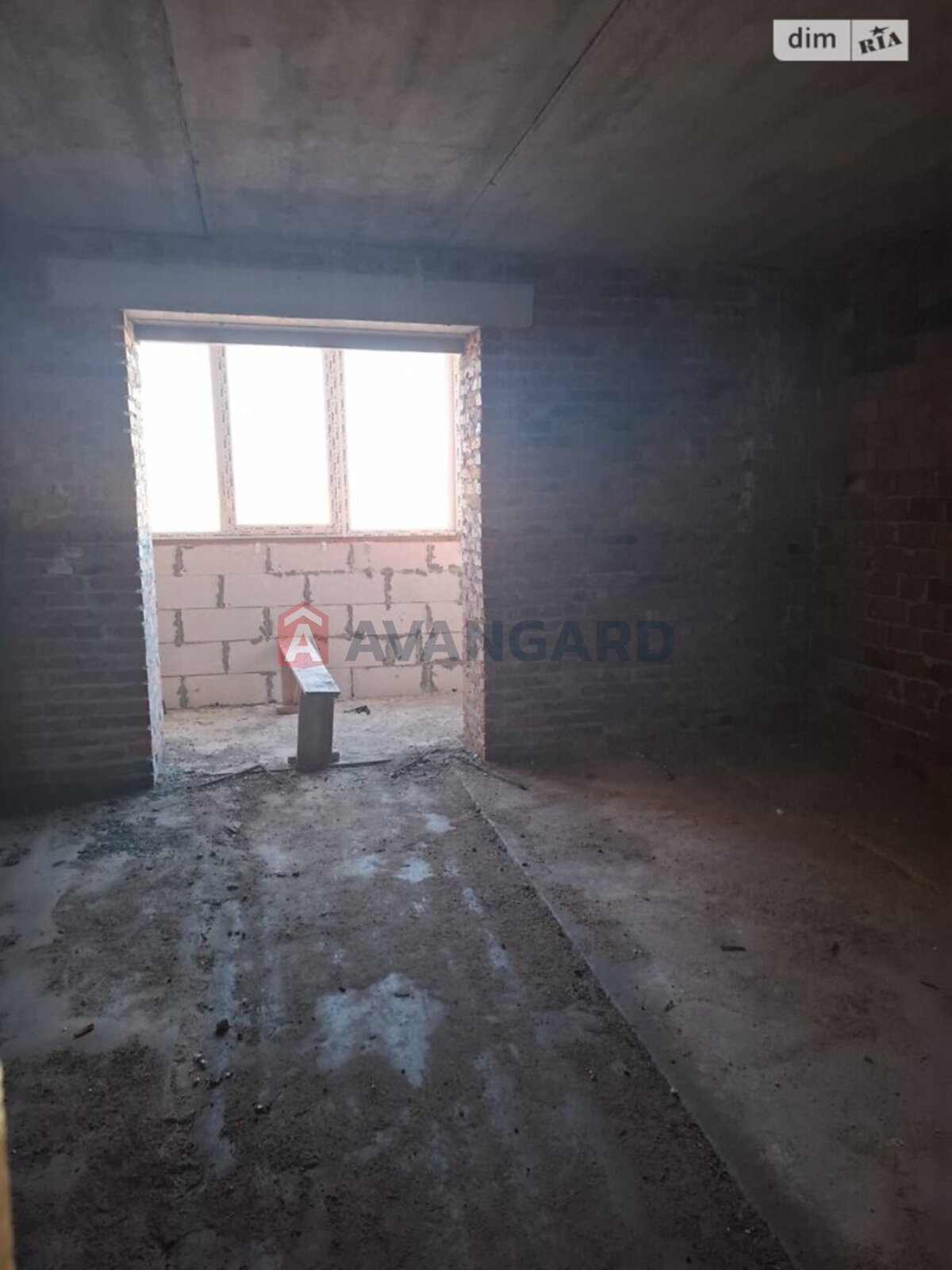 3 ��. ��������, 90/-/- ��. �., 10/10 ������ ���� 7