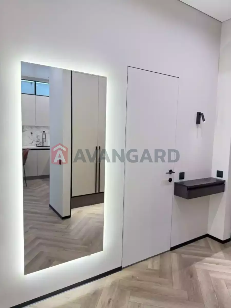 2 ����. ��������, 43/-/- ��. �., 8/10 ���� ���� 18