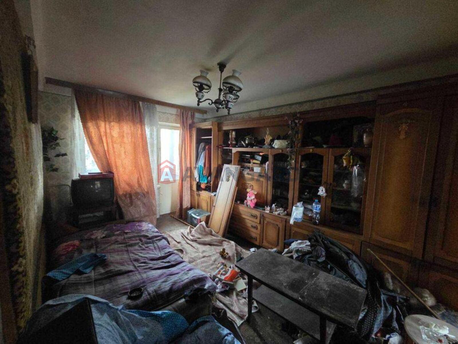 2 ��. ��������, 46/-/5 ��. �., 5/5 ������ ���� 7