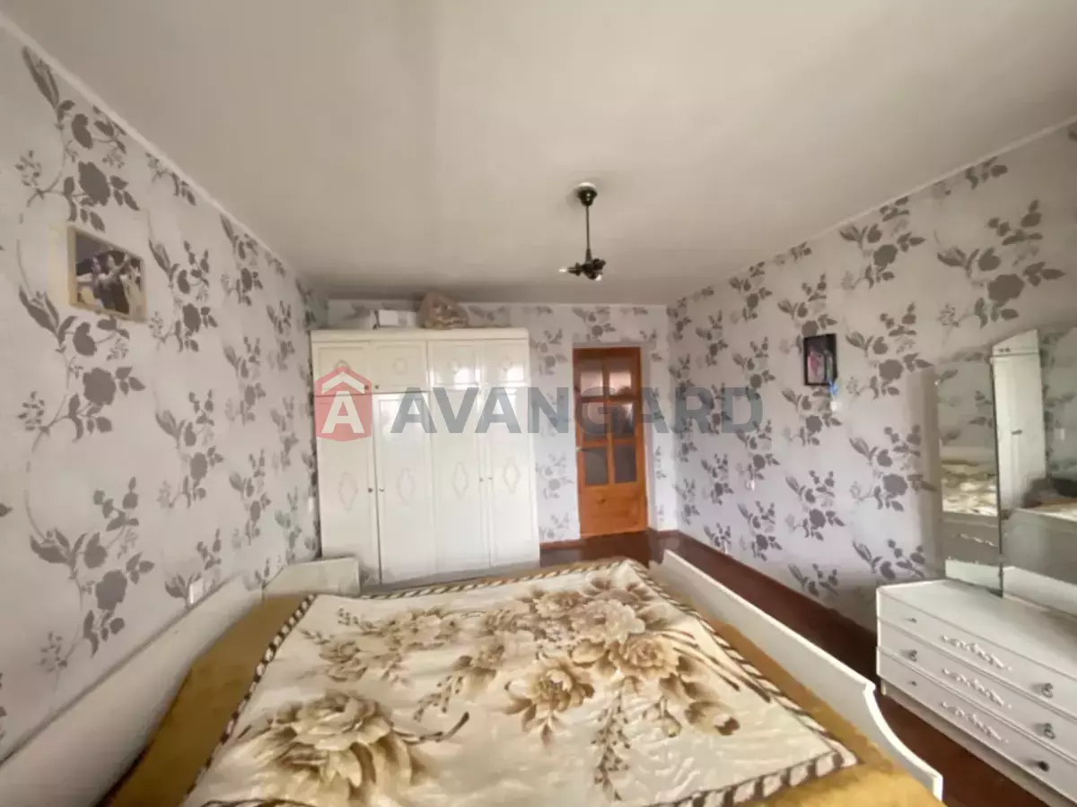 3 ����. ��������, 66/-/- ��. �., 7/8 ���� ���� 9