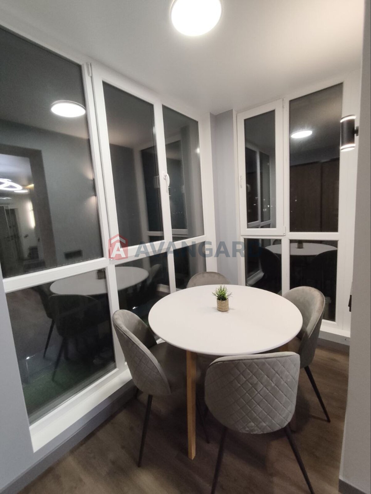 1 ��. ��������, 45/-/15 ��. �., 5/10 ������ ���� 1