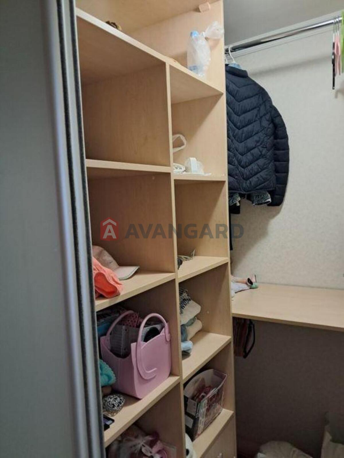 3 ��. ��������, 63/-/5 ��. �., 3/5 ������ ���� 13