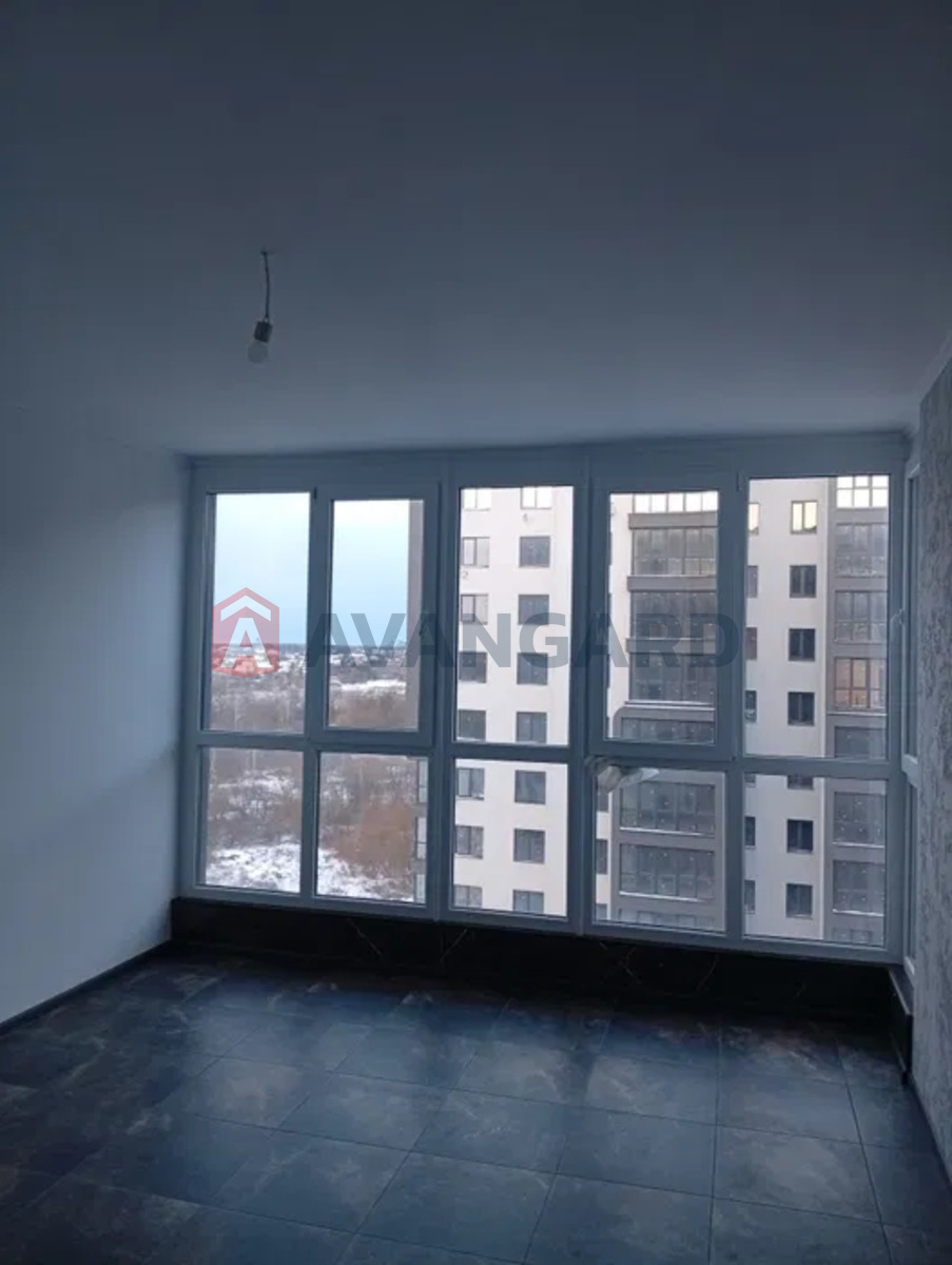 1 ����. ��������, 50/-/19 ��. �., 8/10 ���� ���� 1