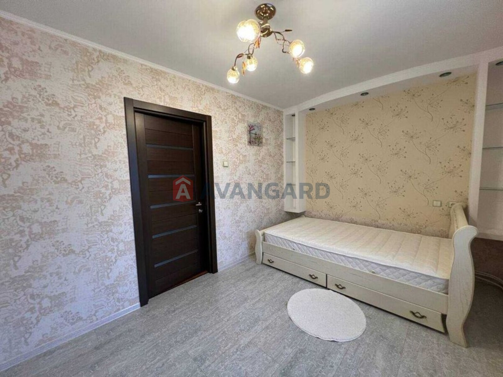 3 ��. ��������, 76/-/11 ��. �., 3/10 ������ ���� 6