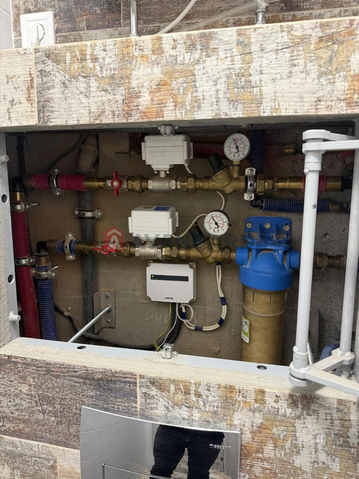 2 ��. ��������, 66/36/10 ��. �., 9/23 ������ ���� 14