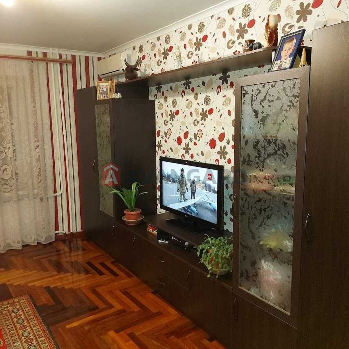 2 ��. ��������, 50/-/7 ��. �., 4/9 ������ ���� 2