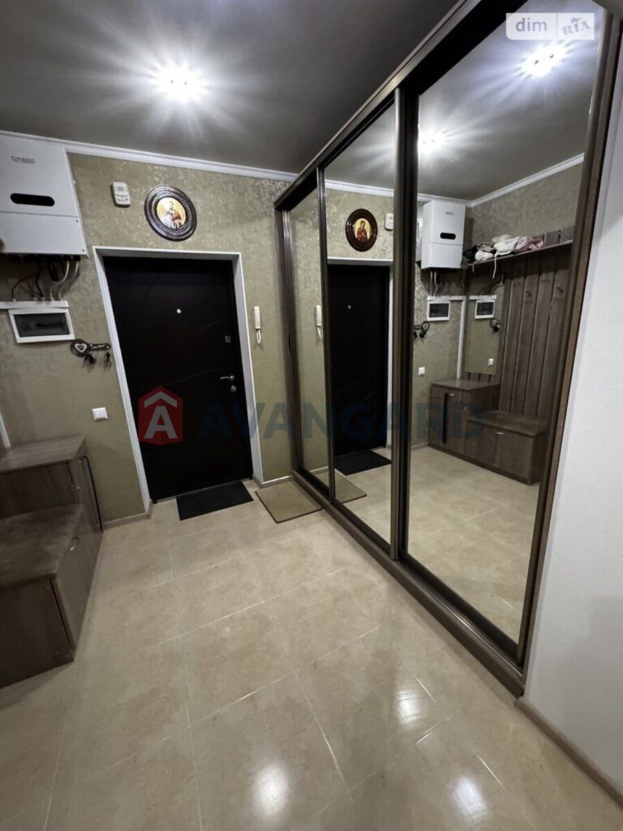 2 ��. ��������, 80/39/14 ��. �., 3/5 ������ ���� 7