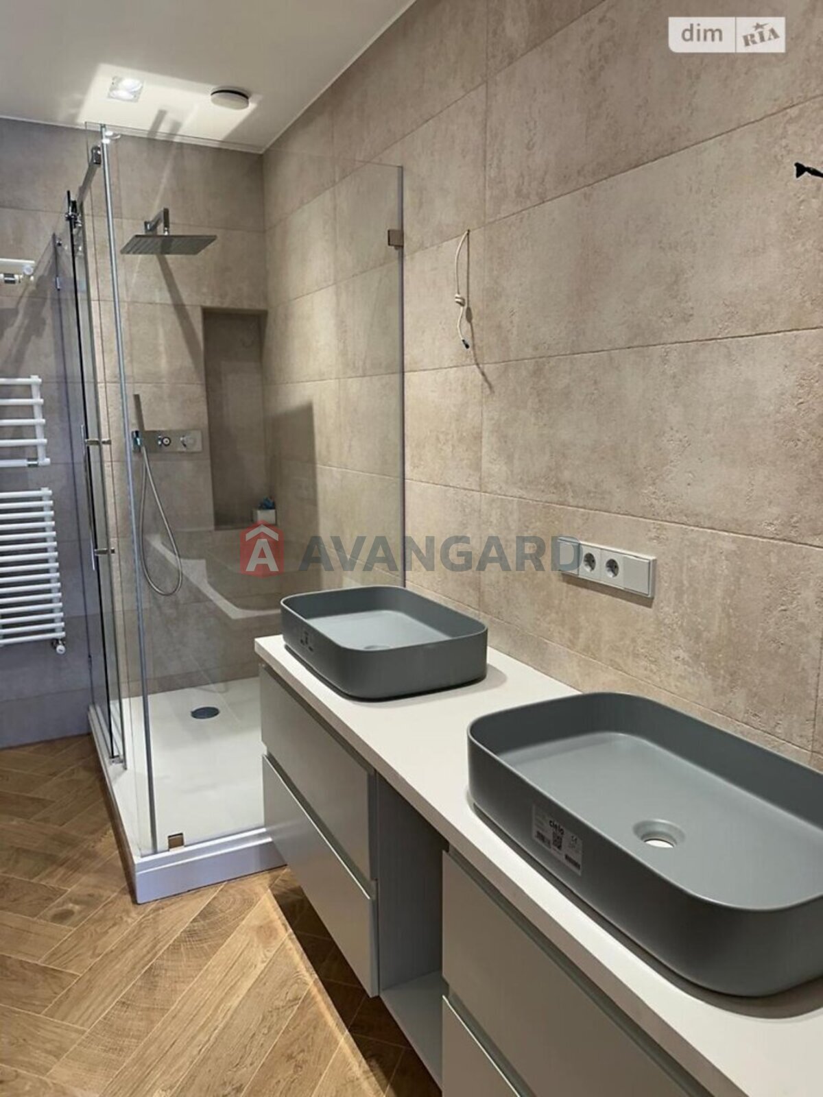 3 ��. ��������, 131/81/22 ��. �., 3/10 ������ ���� 25