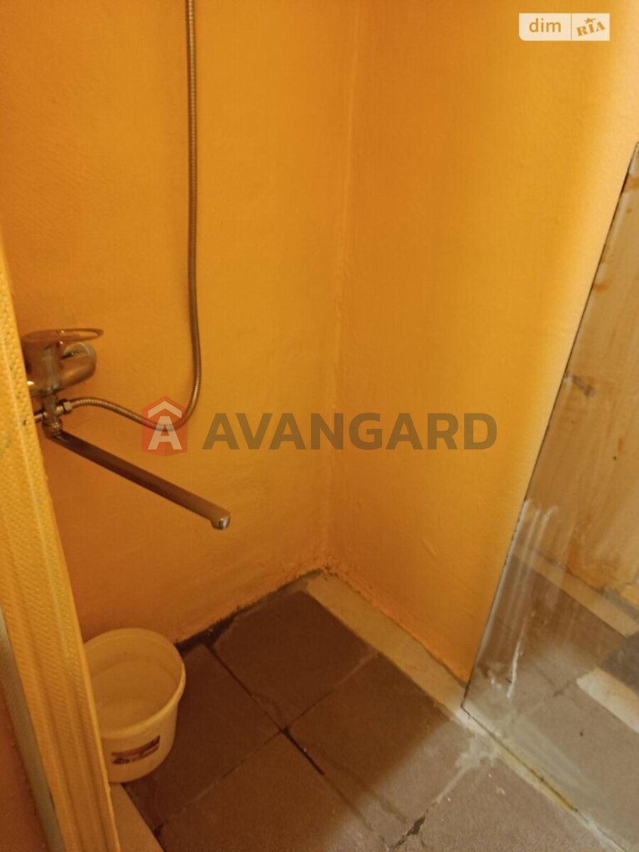 1 ����. ��������, 18/13/5 ��. �., 5/5 ���� ���� 11