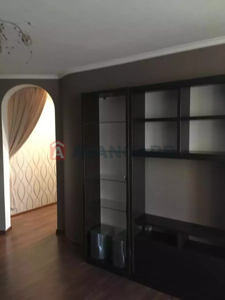 2 ��. ��������, 49/-/8 ��. �., 9/9 ������ ���� 8