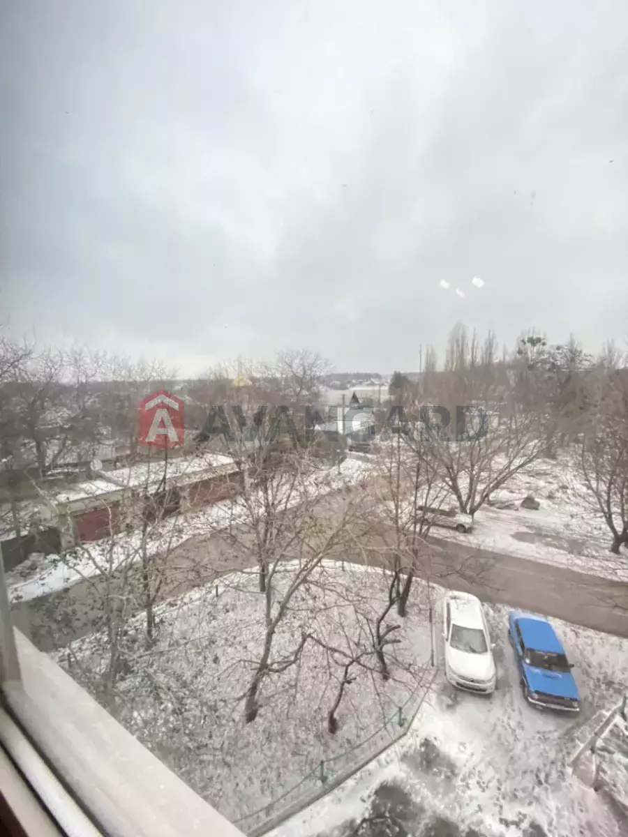 4 ��. ��������, 103/-/- ��. �., 4/9 ������ ���� 10