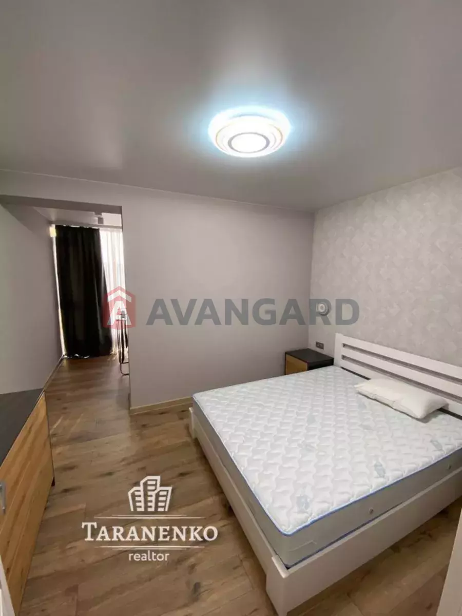 2 ��. ��������, 65/-/25 ��. �., 8/10 ������ ���� 7