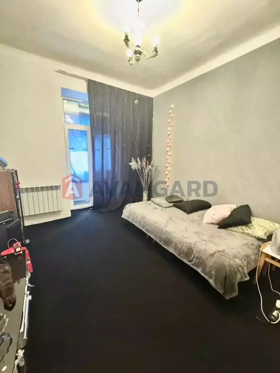 2 ����. ��������, 50/29/12 ��. �., 4/4 ���� ���� 4