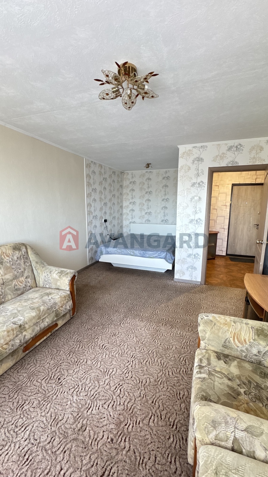 1 ��. ��������, 40,4/-/7,2 ��. �., 12/12 ������ ���� 19