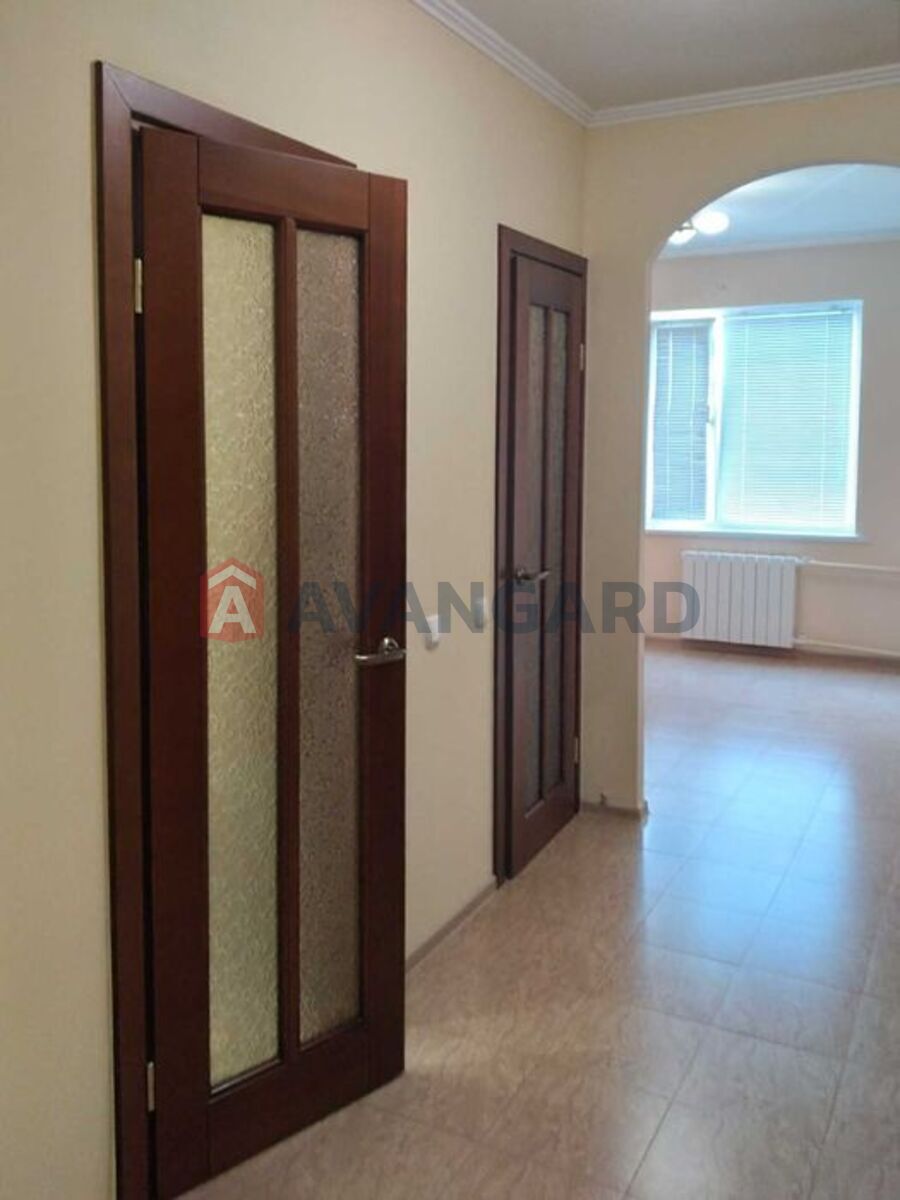 1 ��. ��������, 45/-/8 ��. �., 5/10 ������ ���� 4