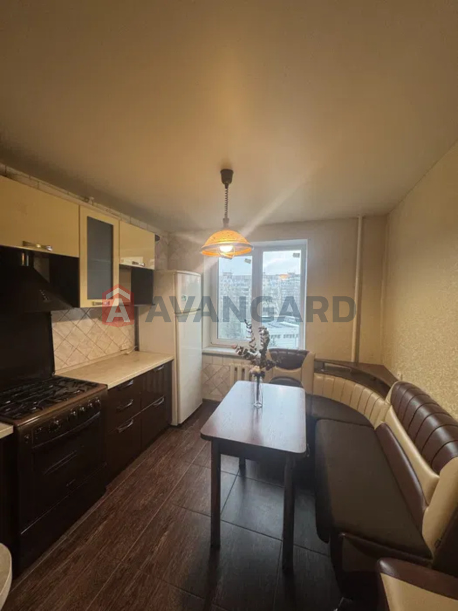 3 . , 73/-/8 . ., 6/9   2