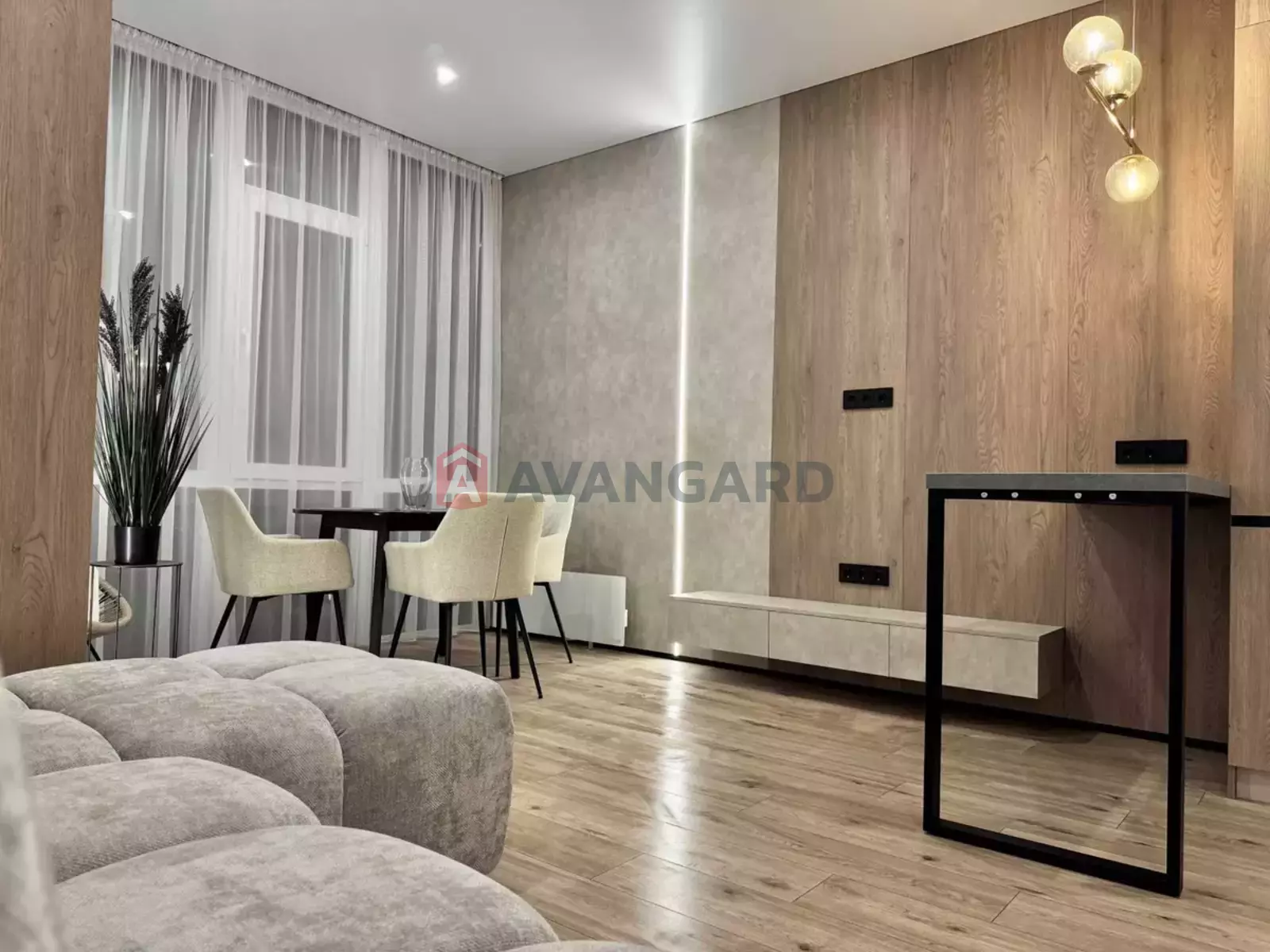 2 ��. ��������, 50/-/24 ��. �., 9/16 ������ ���� 4