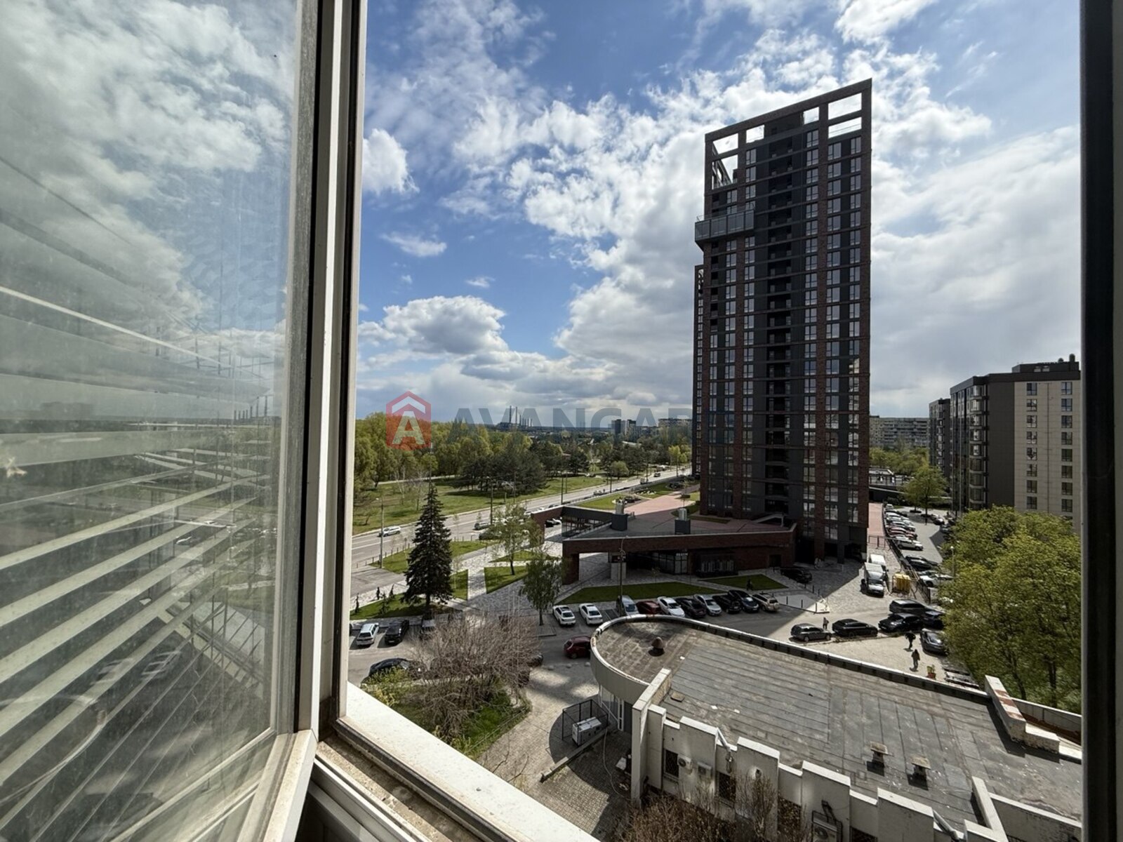 3 ��. ��������, 66,3/38/9 ��. �., 8/16 ������ ���� 13