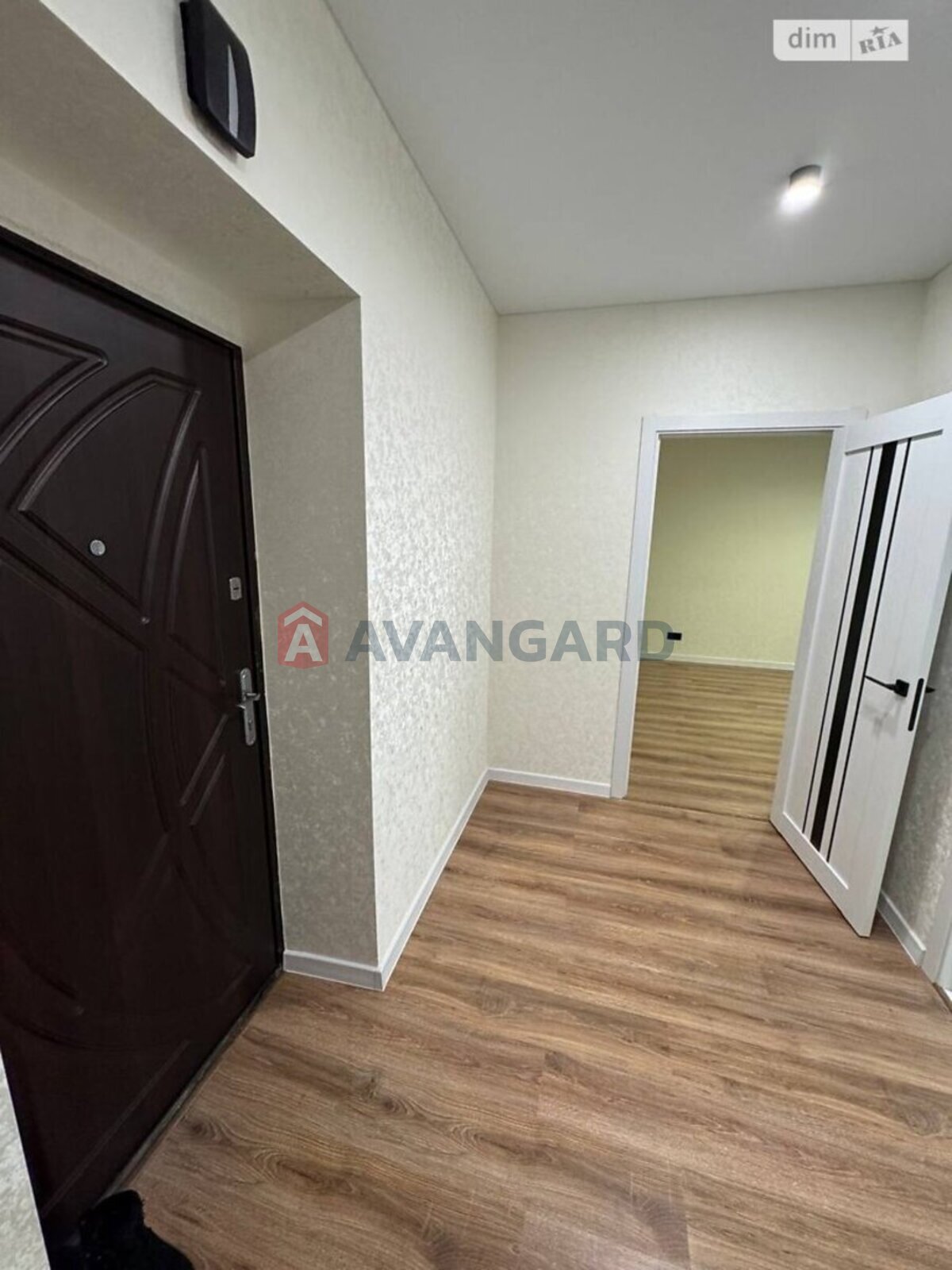 2 ��. ��������, 67/-/17 ��. �., 10/10 ������ ���� 12