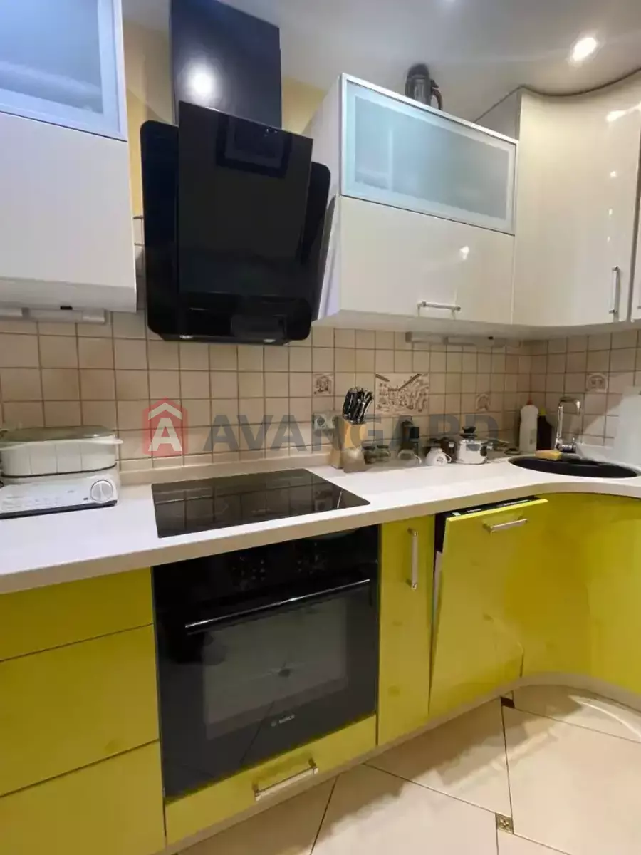 3 ����. ��������, 70/41/8 ��. �., 11/16 ���� ���� 2