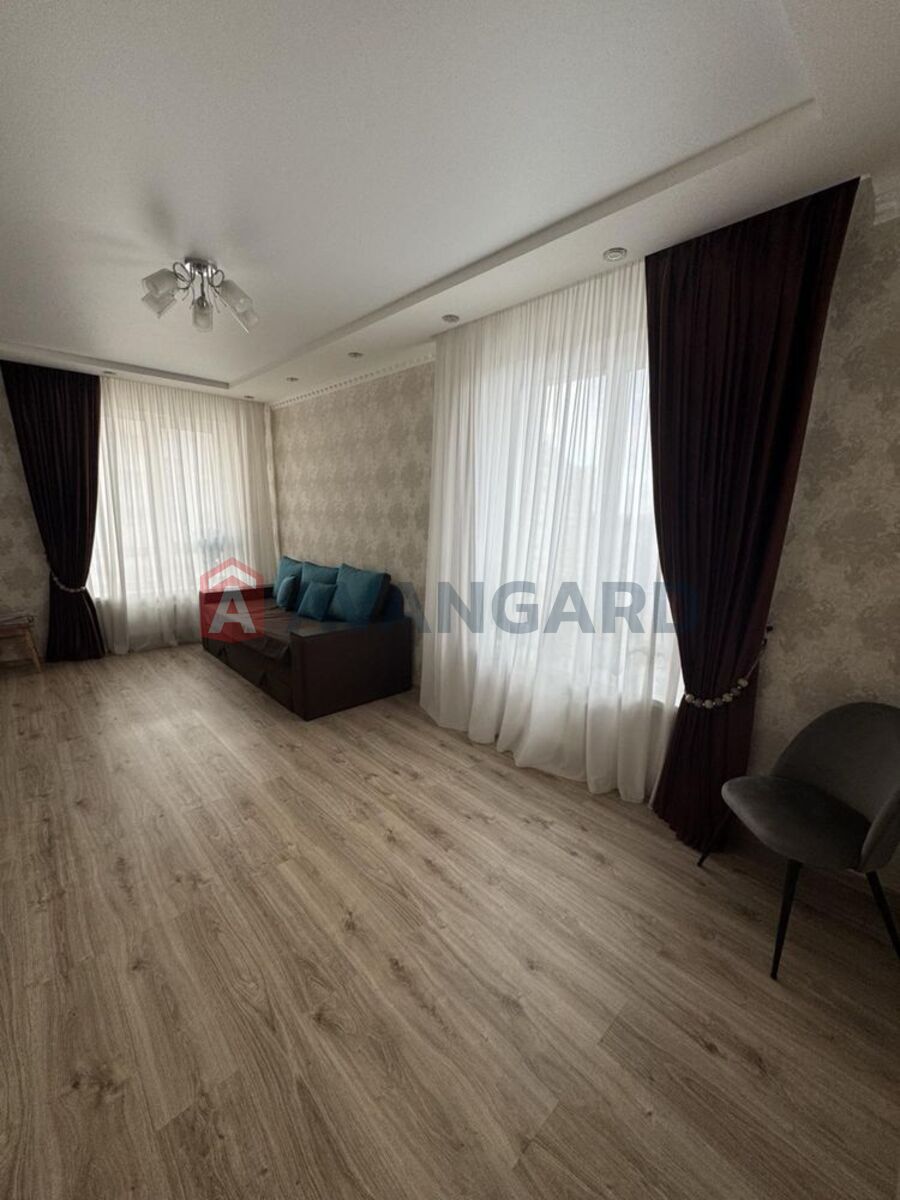 1 ��. ��������, 56/-/12 ��. �., 9/12 ������ ���� 10