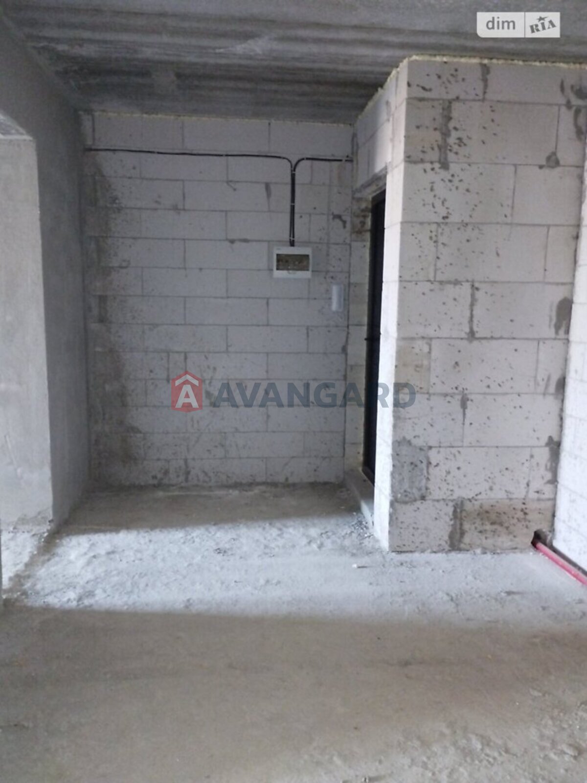 1 ��. ��������, 52/17/15 ��. �., 6/10 ������ ���� 17