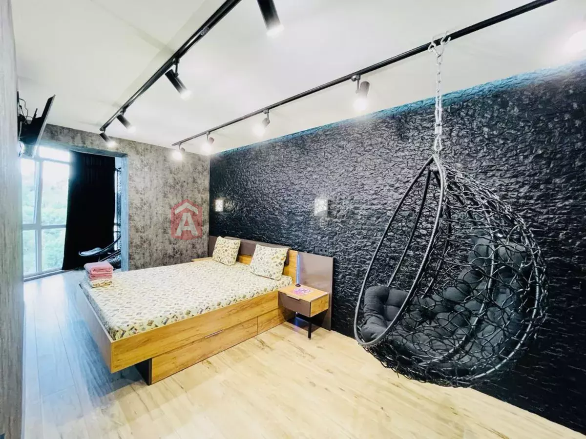 2 ��. ��������, 50/-/18 ��. �., 6/12 ������ ���� 23