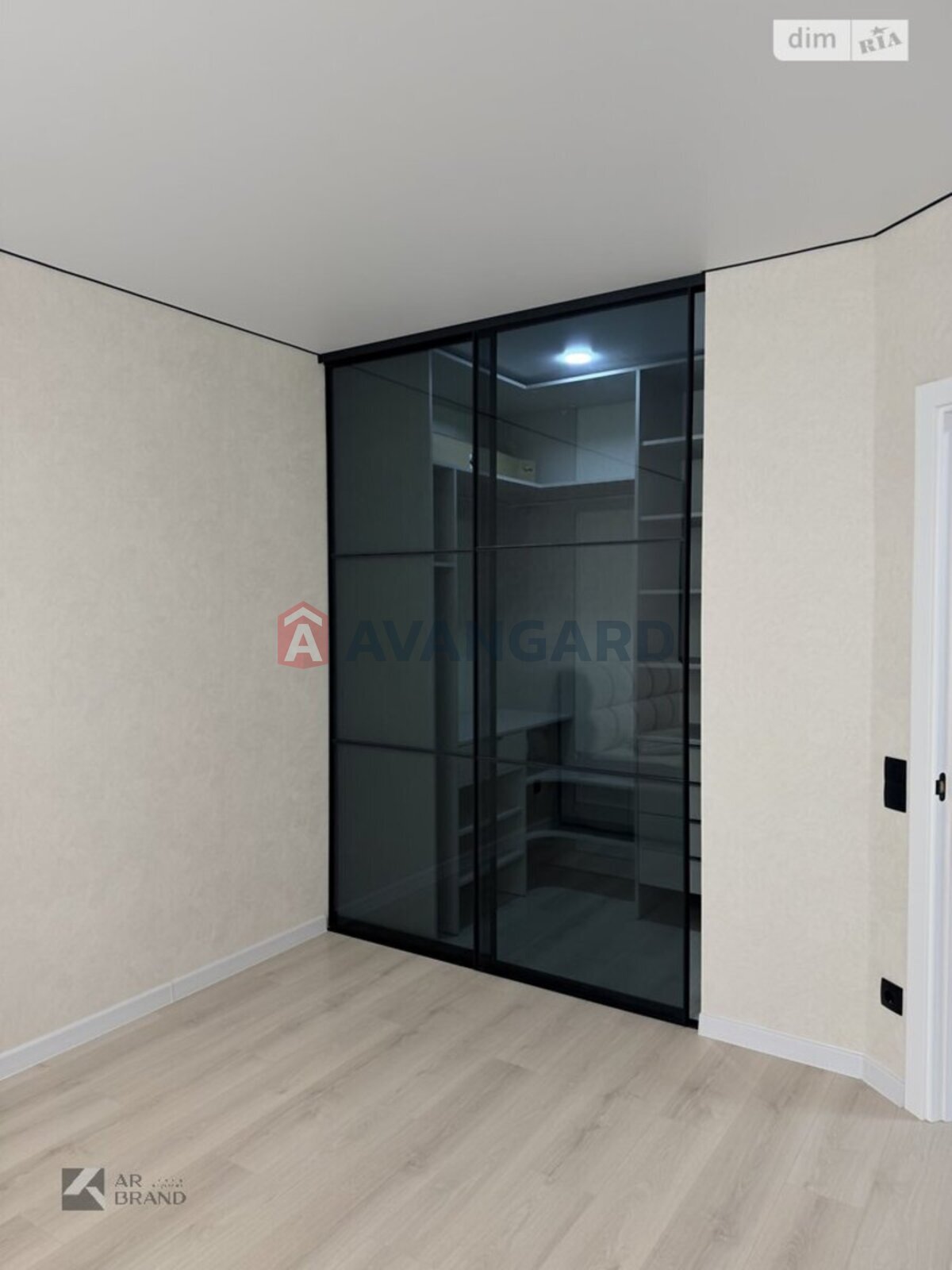 1 ��. ��������, 45/-/- ��. �., 3/10 ������ ���� 5