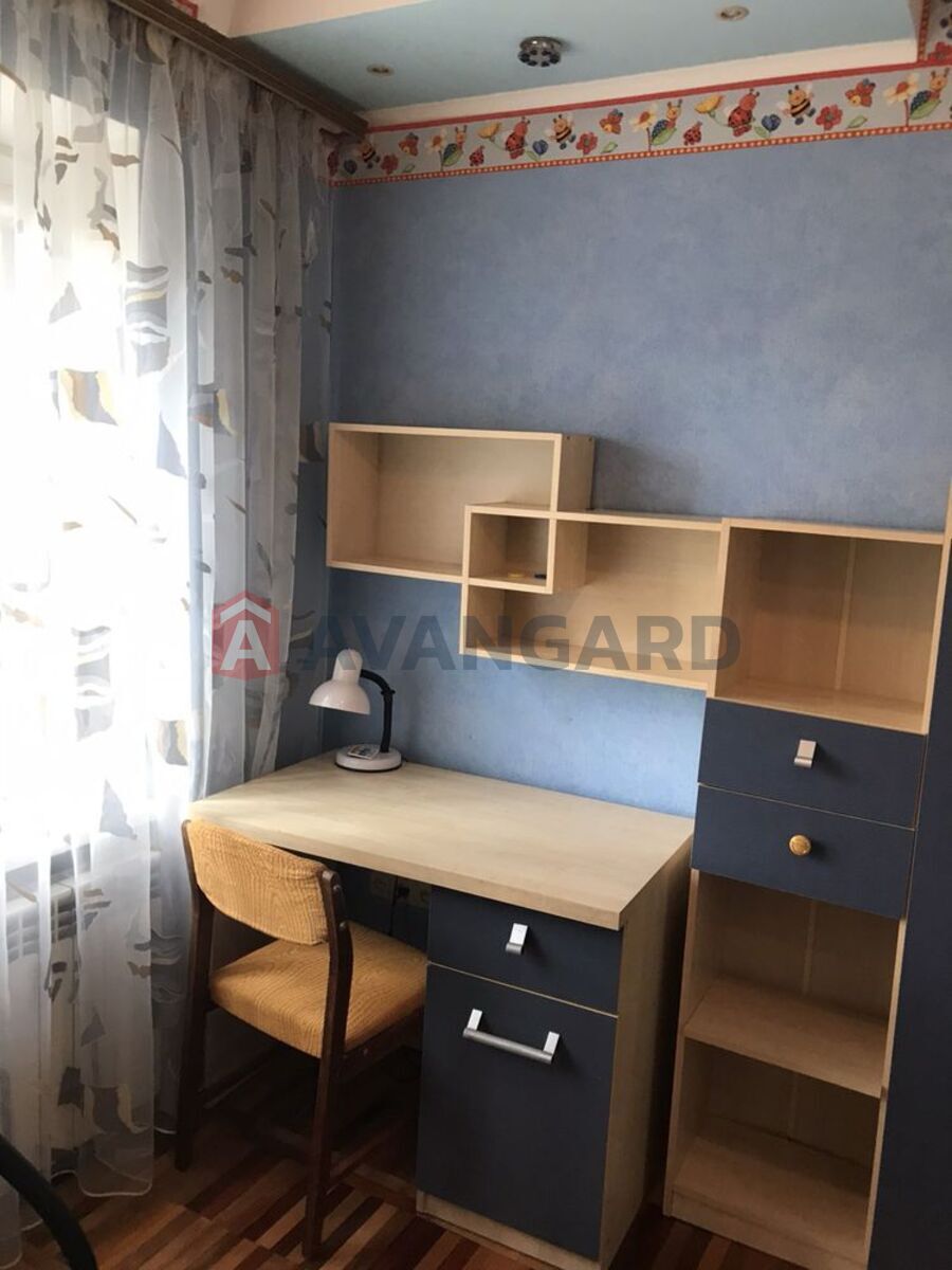 3 ����. ��������, 63/-/9 ��. �., 3/9 ���� ���� 8