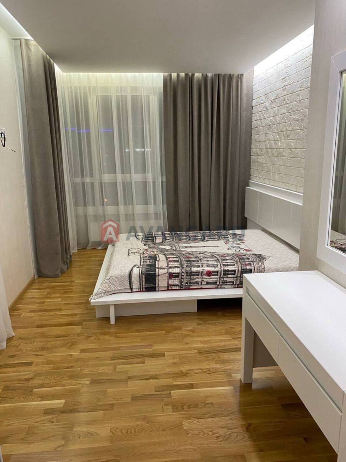 2 ��. ��������, 84/35/37 ��. �., 5/25 ������ ���� 14