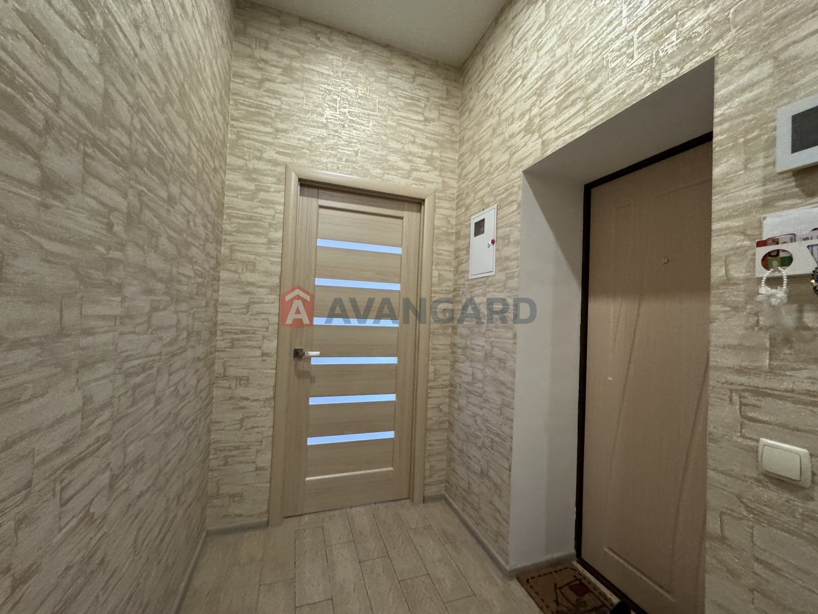 2 ��. ��������, 55,2/32,7/9 ��. �., 4/5 ������ ���� 12