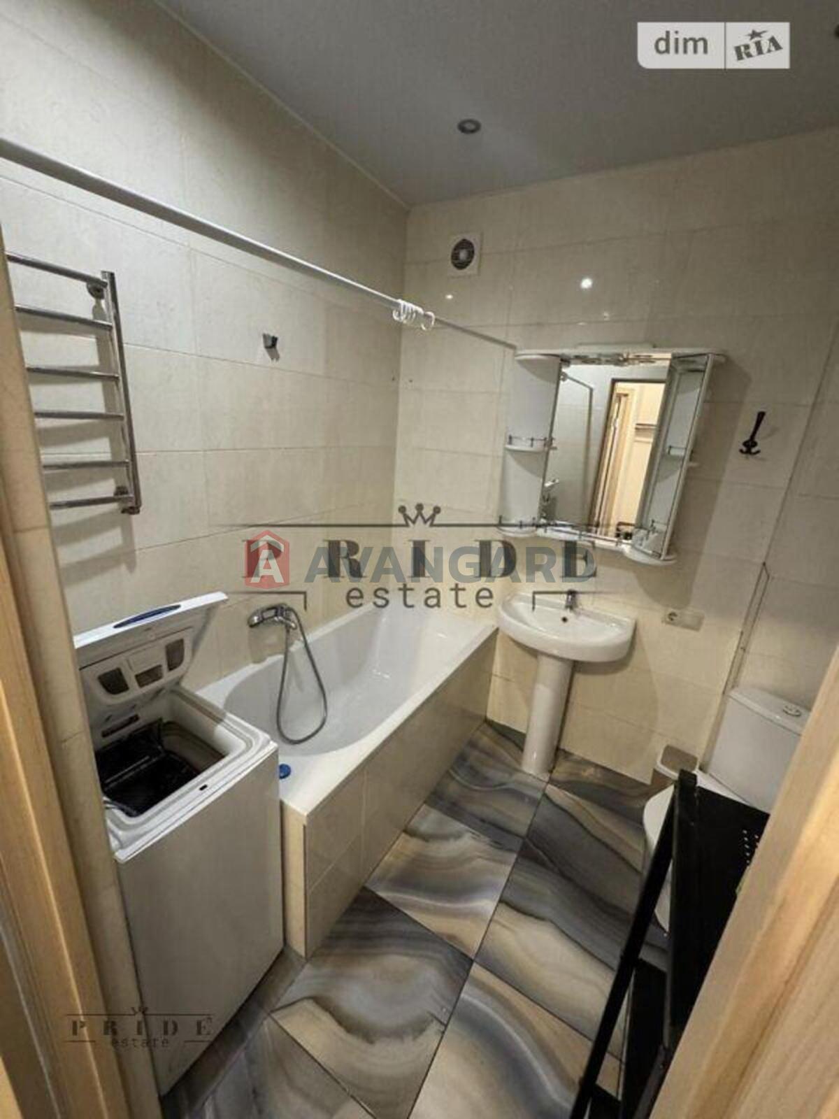 1 ��. ��������, 45/19/16 ��. �., 7/10 ������ ���� 24