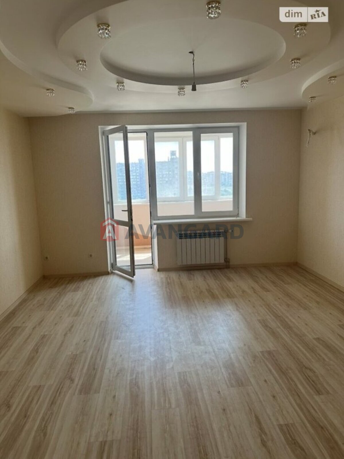 3 ��. ��������, 102/-/- ��. �., 8/9 ������ ���� 11