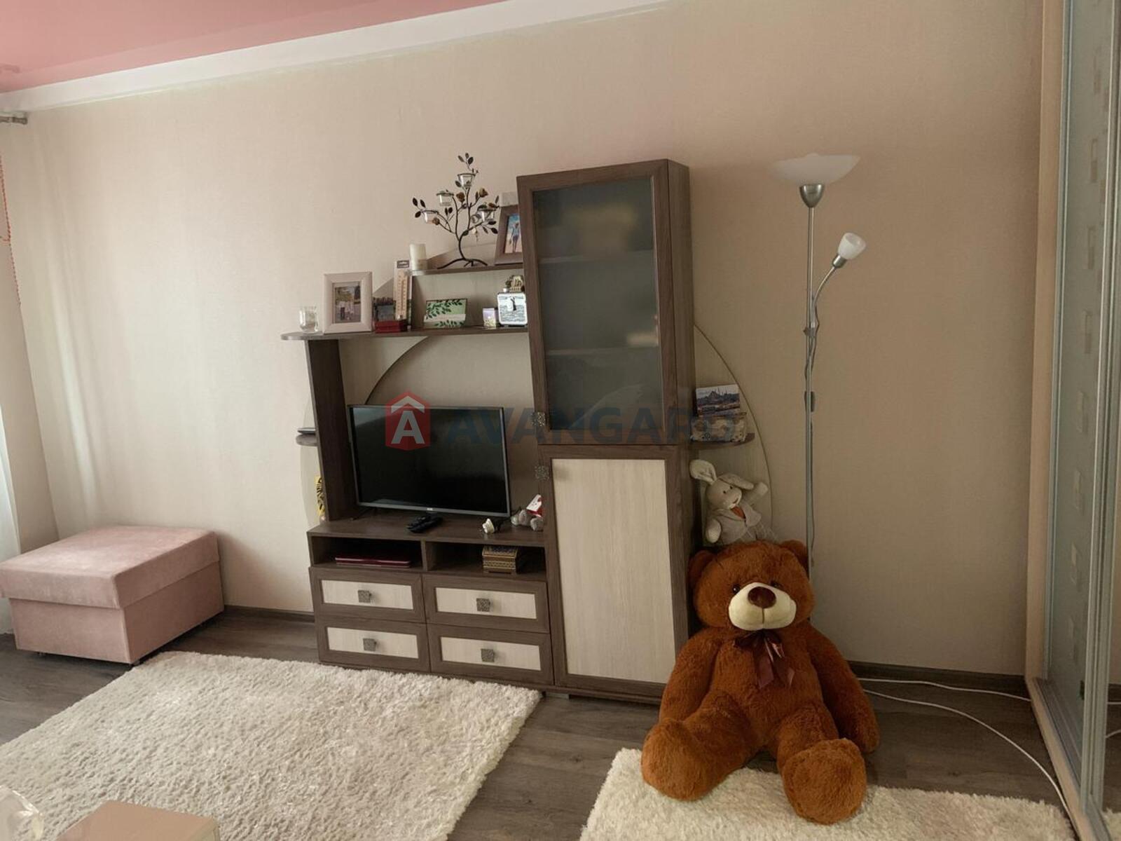 1 ����. ��������, 28/15/6 ��. �., 5/5 ���� ���� 7