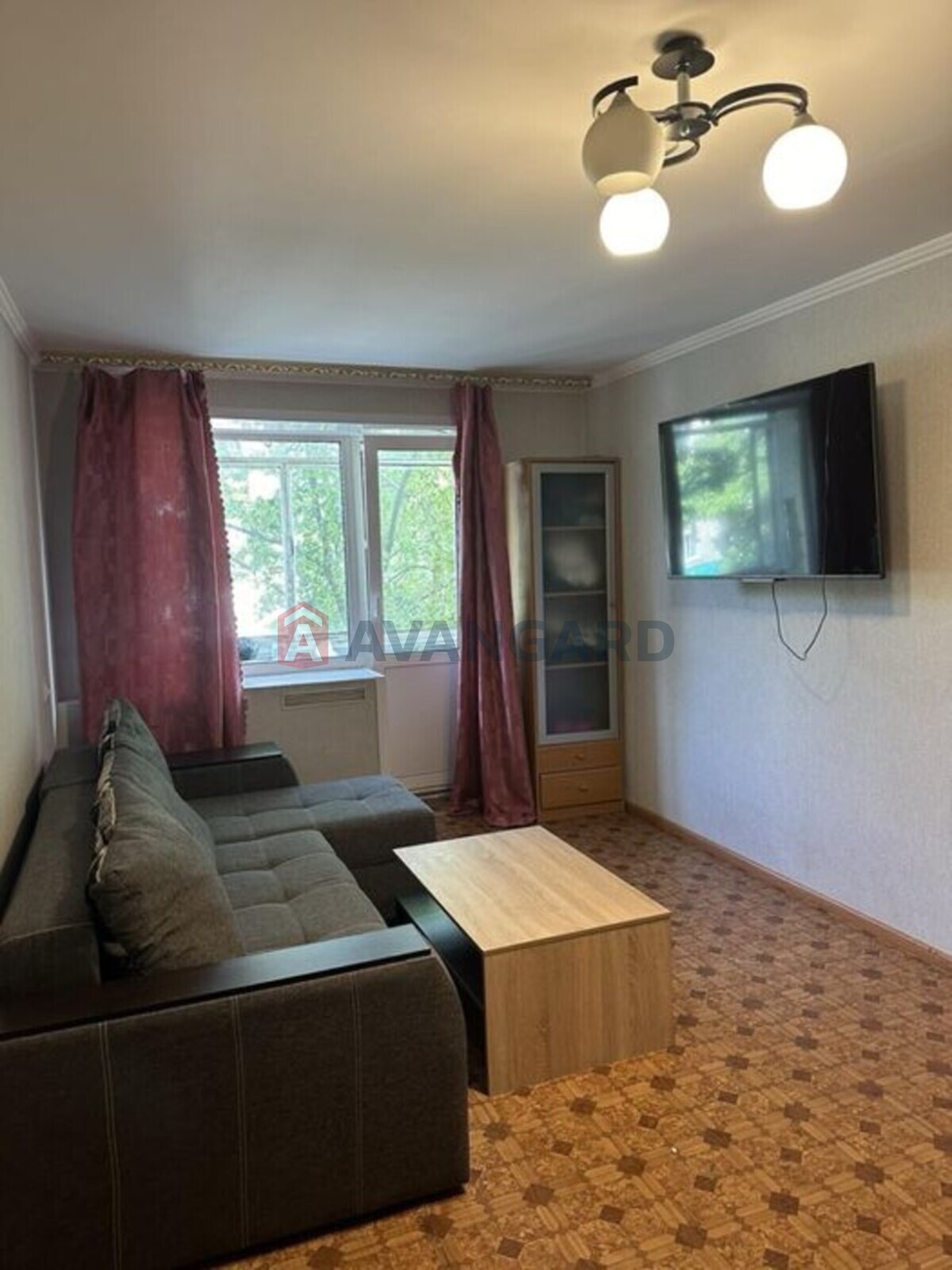 2 ��. ��������, 45/-/8 ��. �., 3/5 ������ ���� 1