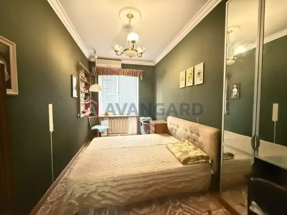 3 ��. ��������, 63/42/7 ��. �., 3/5 ������ ���� 5