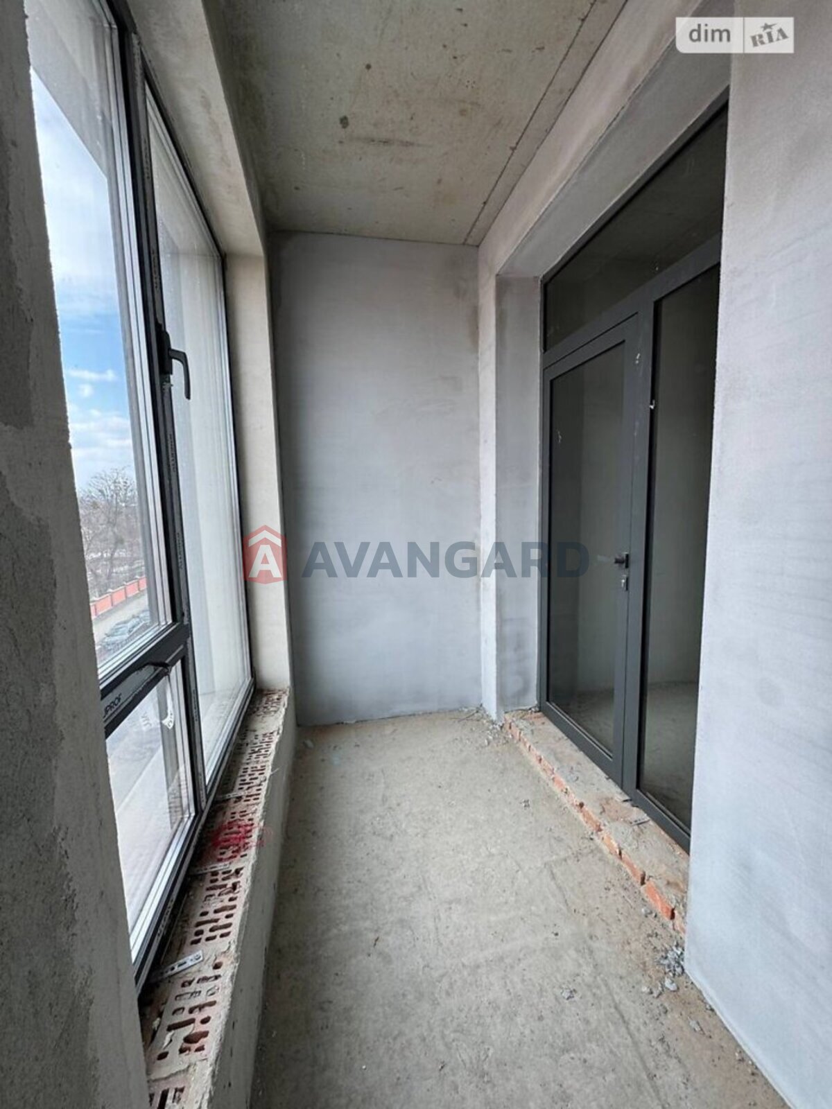 2 ��. ��������, 69/-/22 ��. �., 3/7 ������ ���� 17