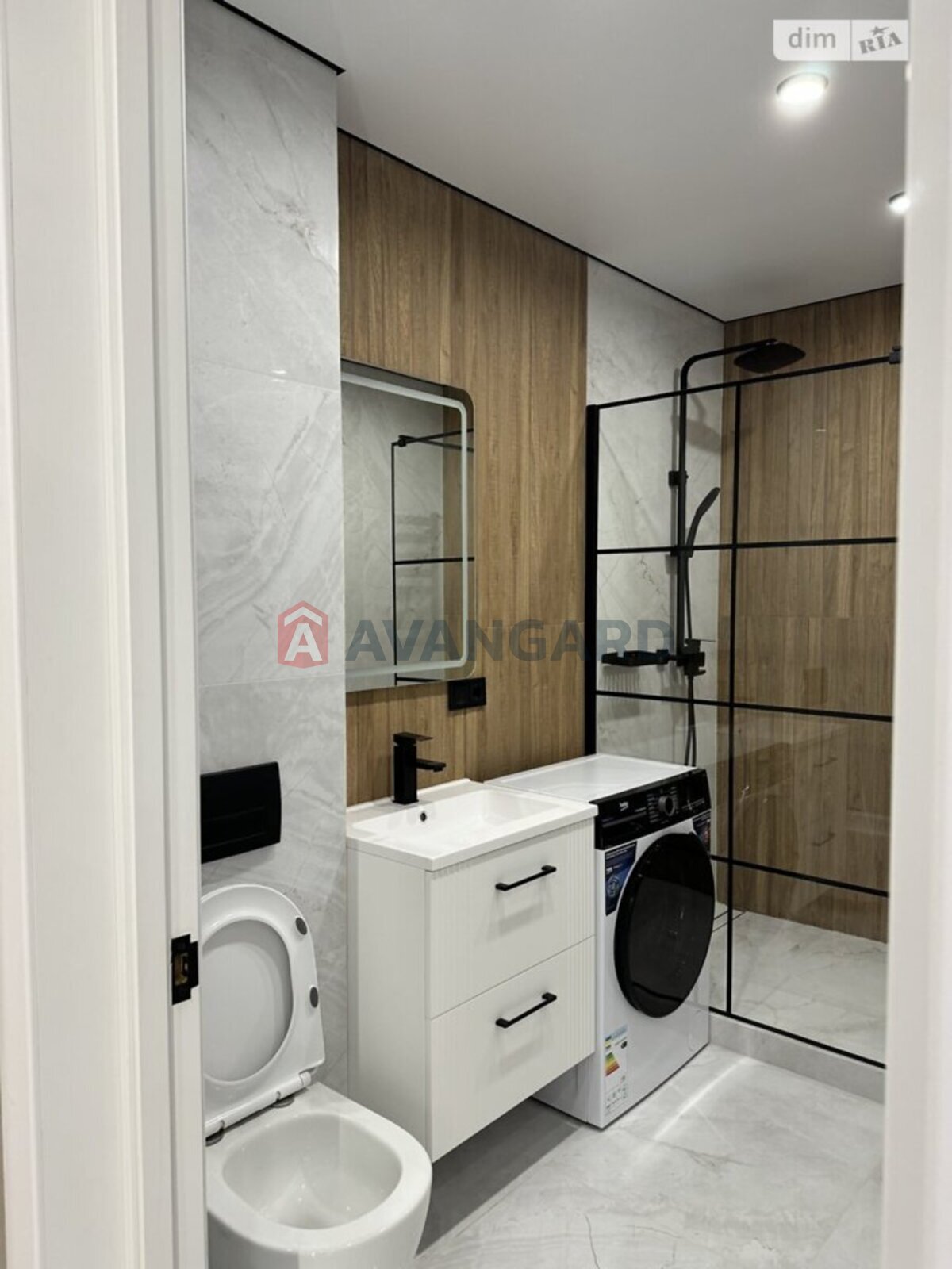 1 ��. ��������, 44/-/- ��. �., 8/9 ������ ���� 24